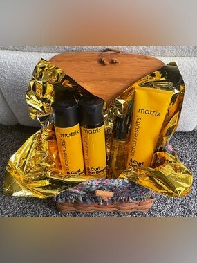 Longaberger basket gift set